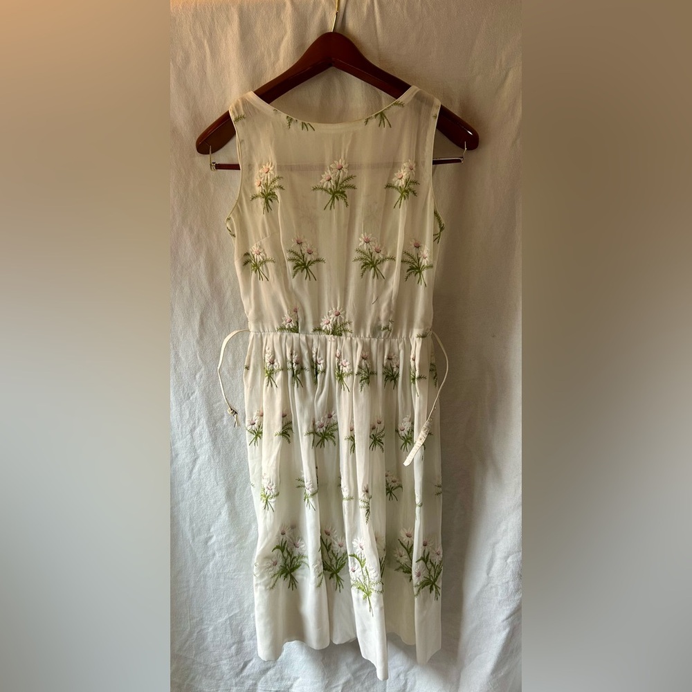 Vintage A Line Embroidered White Floral Midi Dress w Belt Women’s S Sheer OOAK